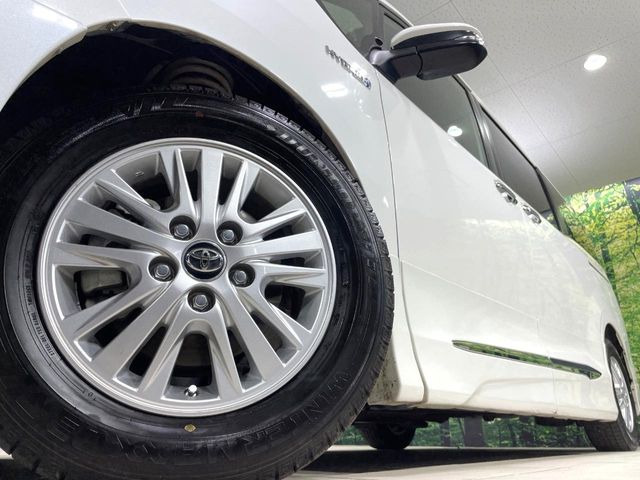 �y����15�C���`�A���~�z�C�[���z�O�ςɃ}�b�`���������A���~�z�C�[���𑕒����Ă���܂��B�e��ЊO�A���~�z�C�[����A�X�^�b�h���X�^�C�����戵�����Ă���܂��B���񂲑��k����������