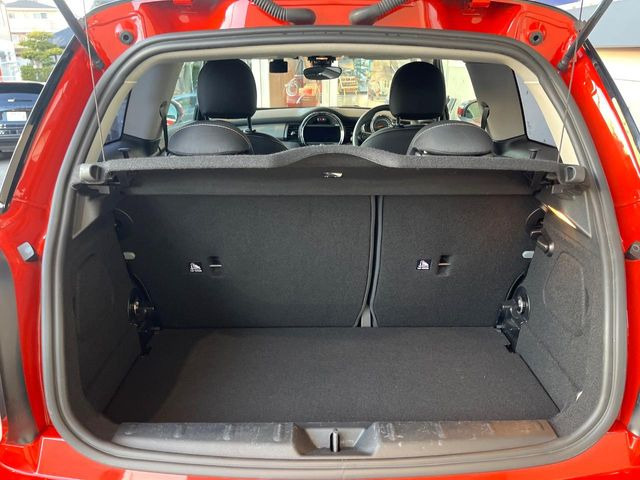 ���g�����N���[��:����L������e�X�y�[�X!���ꂾ���̍L��������΂��������⃌�W���[�Ȃǂɂ��œK�ł�!�g�p�������Ȃ����ꂢ�ȏ�Ԃ��ێ����Ă���܂��B