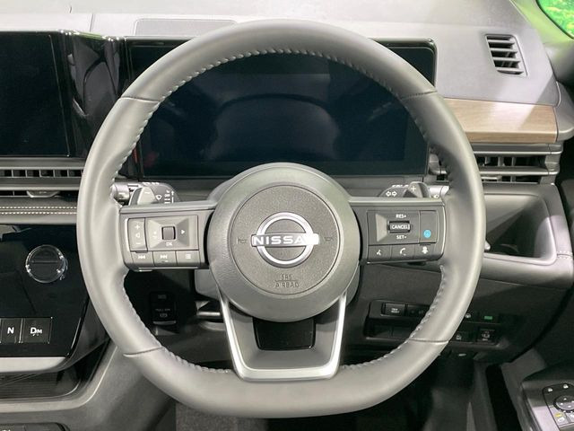 �y�����v�����X�e�A�����O�z�㎿�Ȋv���g�p���邱�ƂŁA��ɂ����������݂ƂĂ��^�]���₷���n���h���ł���