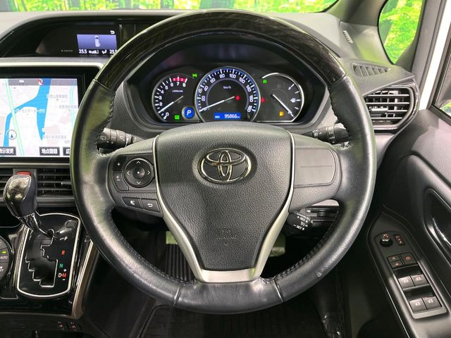 �y�X�e�A�����O�X�C�b�`�z�^�]���A�O������ڐ������炷���ƂȂ��A�I�[�f�B�I���̑��삪�\�ȕ֗��@�\!���S&���K�ȃh���C�u�����o���Ă���܂���