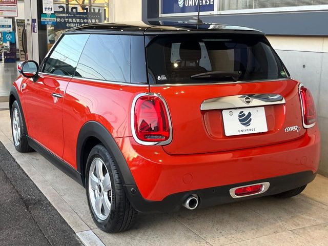 �������t�т̕ۏ؂̑��A���S�̍Œ�3�N�E���s�������ۏ�(�L��)�����p�ӁB�A���Ԃ����S���Ă��y���݂���������l�A�ۏؓ��e���[���͂������A�����_��&�I�C�������⃍�[�h�T�[�r�X���t�т��Ă���܂��B