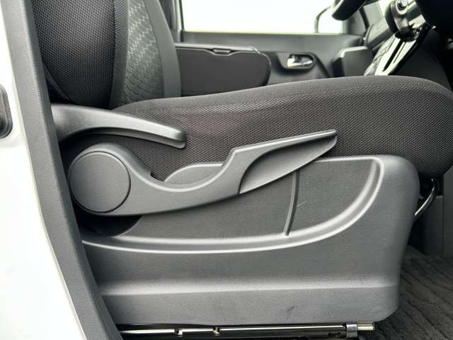 ���J�[�i�r�A�A���~�z�C�[���AHID���C�g���̃J�[�p�i��������舵���Ă��܂�������]������΂��Ђ����k����������