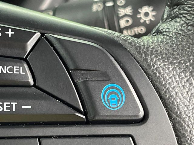 �y�v���p�C���b�g�z�������H�ł̒��������s���y��!!�a�؎��Ə��񑖍s�̃V�[���ŁA�A�N�Z���E�u���[�L�E�X�e�A�����O�������Ő��䂵�A�������^�]�̕��S���y�����Ă���܂���