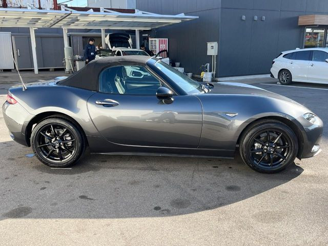 �������x�̃K���X�疌�ŝ����͂������A�㎿�ȃc���E����������B���O����_���J�����؂Ȉ��Ԃ�ی삵�A�F�����E�򉻂�h�~�B�u�e�X�v���b�V���R�[�g�v�A�u�e�v���~�b�T�R�[�g�v���炨�I�т��������܂��B