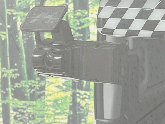 �y�h���C�u���R�[�_�[�z���S�E���S�ȃJ�[���C�t�ɕK�{�̃h���C�u���R�[�_�[�𑕔�!���s���͂������A������^�]�⎖�̂ɑ��������ۂ̏󋵂��f���ŋL�^���A����̃��X�N�ɔ����܂��B