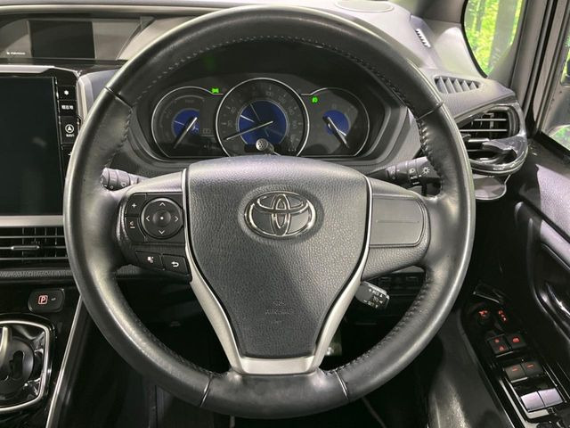 �y�����v�����X�e�A�����O�z�㎿�Ȋv���g�p���邱�ƂŁA��ɂ����������݂ƂĂ��^�]���₷���n���h���ł���