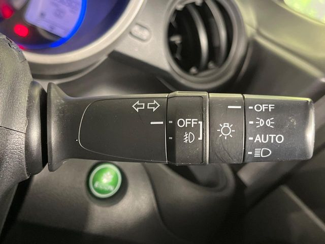 �y�I�[�g���C�g�z����̖��邳�ɉ����Ď����Ńw�b�h���C�g�̓_���E�������ł���@�\�ł�!���C�g�̕t���Y��E�����Y��Ȃǂ������Ȃ�A�J�̓���[���̑��s�����S!�g���l���ʉߎ����֗��ł��ˁ�