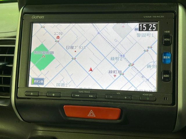 �y�����i�r�z�l�C�̏����i�r�𑕔����Ă���܂��B�i�r�̎g���₷���͂������A�I�[�f�B�I�@�\���[��!�L�����v�◷�s�͂������A�ʋ΂┃�����ȂǕ��i�̃h���C�u���y�����Ȃ�͂���