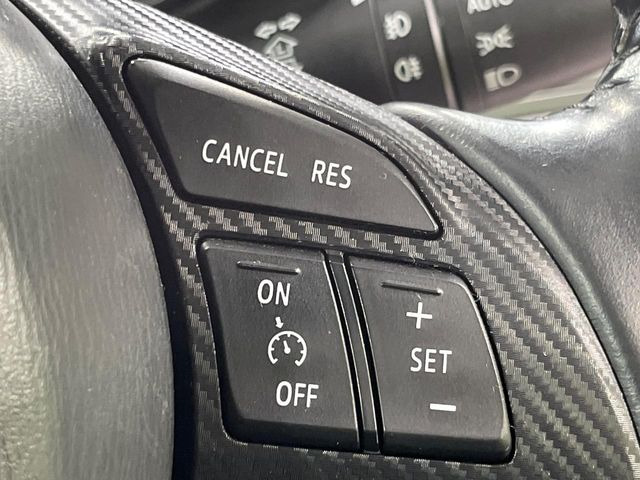 �y�N���[�Y�R���g���[���z�������H�����N���N���s�B�A�N�Z���𗣂��Ă���葬�x�ő��s���ł��A�������^�]���̕��S���y��!�����E�������ȒP�ȃX�C�b�`����Œ����ł��܂��B