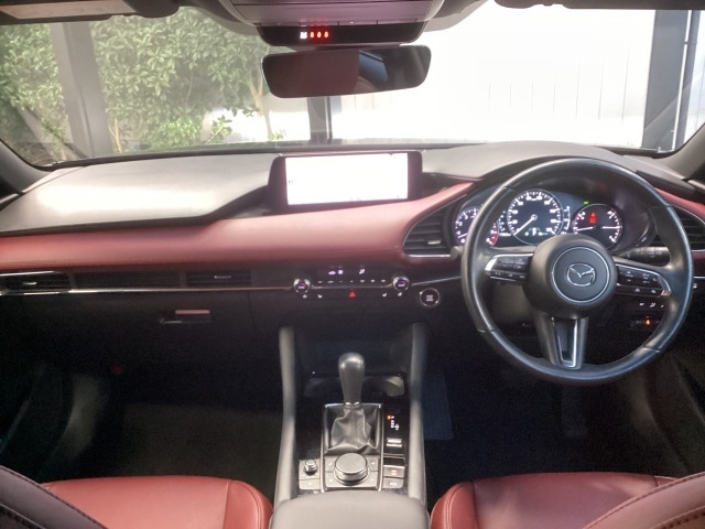 MAZDA3ファストバック2.0 X プロアクティブ ツーリング セレクション 4WD