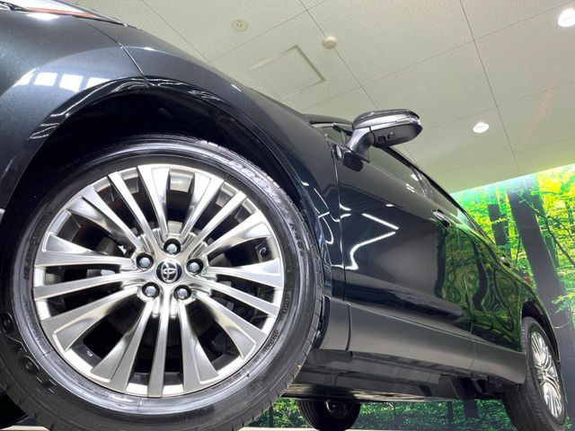 �y����19�C���`�A���~�z�C�[���z�O�ςɃ}�b�`���������A���~�z�C�[���𑕒����Ă���܂��B�e��ЊO�A���~�z�C�[����A�X�^�b�h���X�^�C�����戵�����Ă���܂��B���񂲑��k����������