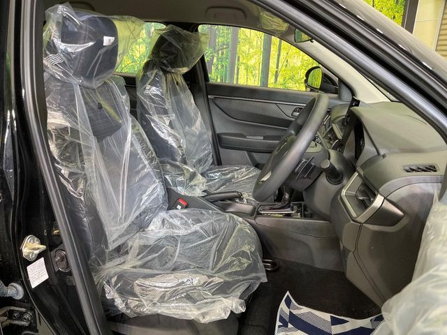 もちろん車内はキレイです♪よりクリーンな状態をキープしたいお客様には『ナノゾーンコート』がおすすめ!新型コロナウイルス対策や、除菌・消臭に効果を発揮し多くの方にご好評いただいております。