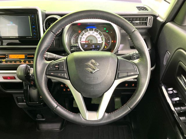 �y�����v�����X�e�A�����O�z�㎿�Ȋv���g�p���邱�ƂŁA��ɂ����������݂ƂĂ��^�]���₷���n���h���ł���