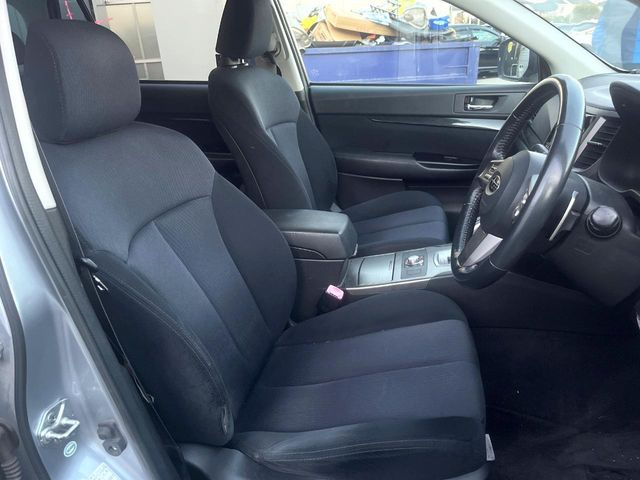 �^�]�ȃV�[�g���͎g�p�������Ȃ��A�ǍD�ȏ�ԂƂȂ��Ă��܂��B���J�Ɏg���Ă������Ƃ��悭�킩��܂��ˁB