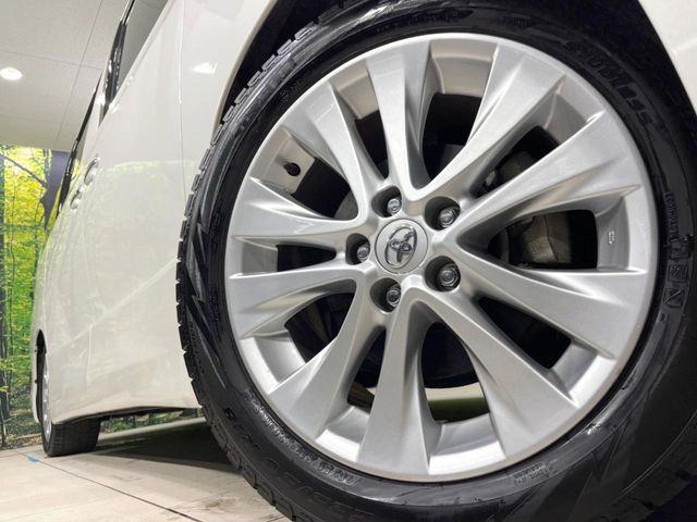 �y����18�C���`�A���~�z�C�[���z�O�ςɃ}�b�`���������A���~�z�C�[���𑕒����Ă���܂��B�e��ЊO�A���~�z�C�[����A�X�^�b�h���X�^�C�����戵�����Ă���܂��B���񂲑��k����������