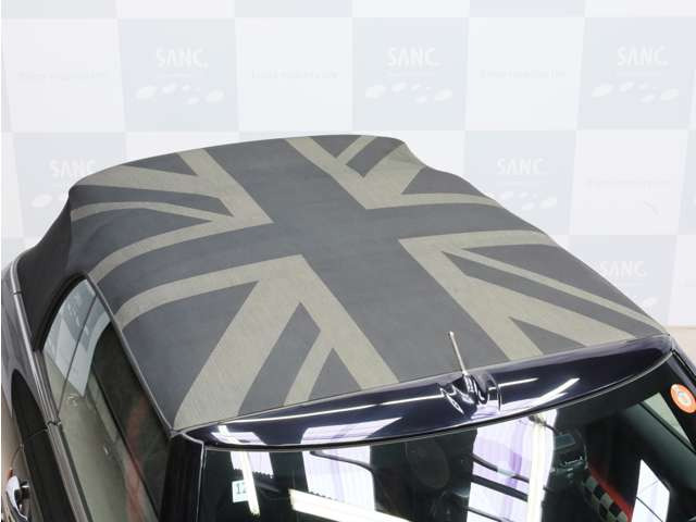 ミニコンバーチブルジョン・クーパー・ワークス