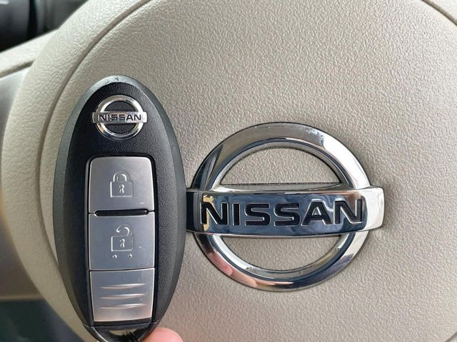 �y�C���e���W�F���g�L�[�z�J�o����|�P�b�g�ɓ��ꂽ�܂܂ł��h�A�̎{���E�������\�ȃX�}�[�g�L�[�𑕔��B�G���W���̃I���E�I�t�����J�M�����o���K�v����������Ƃ��Ă��֗��ł���