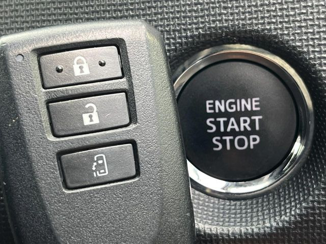 �y�X�}�[�g�L�[�z�J�o����|�P�b�g�ɓ��ꂽ�܂܂ł��h�A�̎{���E�������\�ȃX�}�[�g�L�[�𑕔��B�G���W���̃I���E�I�t�����J�M�����o���K�v����������Ƃ��Ă��֗��ł���