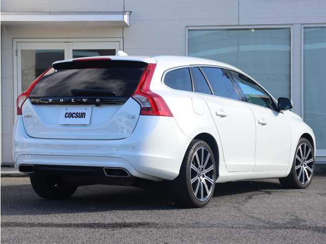 �G���W���I�C���̓t�����X��MOTUL(���`���[��)���g�p���Ă��܂��B�V���{���{�e���f���ɓK������قȂ�S�x�̃I�C�������p�ӂ��Ă��܂��B