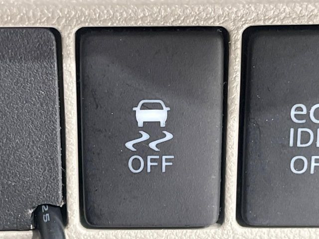 �y������h�~���u�z�ԗ��̉���������m����ƁA�����I�Ɏԗ��̐i�s������ۂ悤�Ɏԗ��𐧌䂵�܂��B�J�̓��ȂǊ���₷���H�ʏ󋵂ł����S�ȉ^�]���\�ł��B