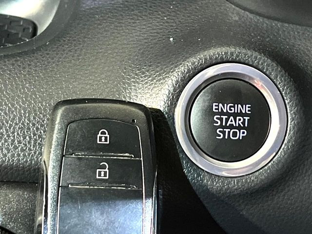 �y�X�}�[�g�L�[�z�J�o����|�P�b�g�ɓ��ꂽ�܂܂ł��h�A�̎{���E�������\�ȃX�}�[�g�L�[�𑕔��B�G���W���̃I���E�I�t�����J�M�����o���K�v����������Ƃ��Ă��֗��ł���