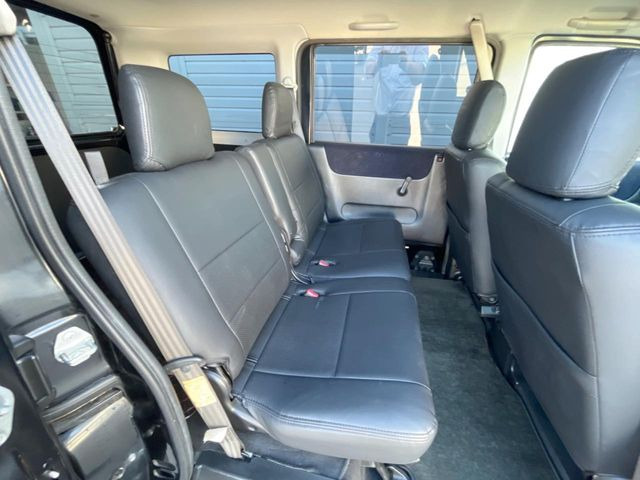 �L�X�Ƃ���2��ڃV�[�g�͋��Z���������A���S�n�����K!�F�B��Ƒ��Ƃ̂��o�����ɂ҂�����ł��B�x�r�[�V�[�g��`���C���h�V�[�g�g�p�������K�ɂ��߂�������������\���ȋ�Ԃ��m�ۂ��Ă��܂��B