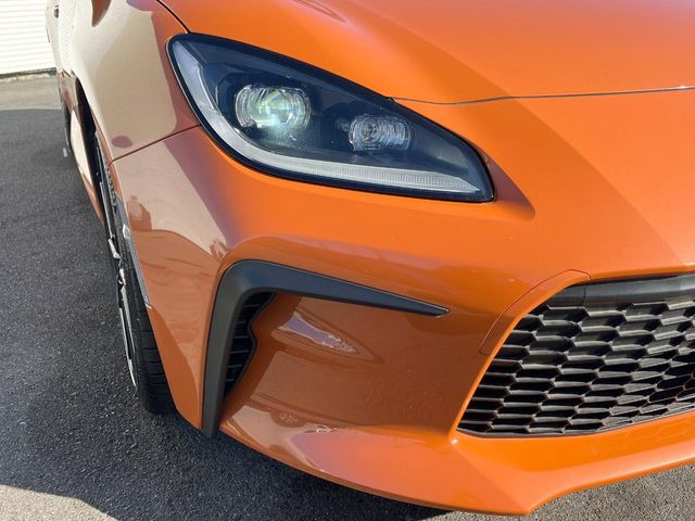 �yLED�w�b�h���C�g�z���V����ԑ��s�����ǍD�Ȏ��E���m�ۂ����S���ĉ^�]�ł��鍂�P�xLED�w�b�h���C�g�𑕔�!�_�����x�������A����d�͂��}�����Ă��܂��B