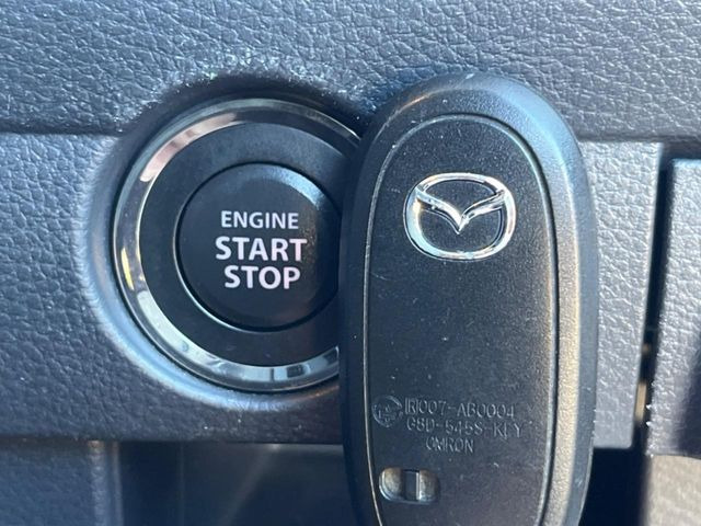 �y�L�[���X�X�^�[�g�V�X�e���z�J�o����|�P�b�g�ɓ��ꂽ�܂܂ł��h�A�̎{���E�������\�ȃX�}�[�g�L�[�𑕔��B�G���W���̃I���E�I�t�����J�M�����o���K�v����������Ƃ��Ă��֗��ł���