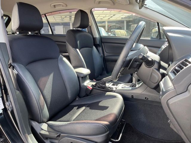 �y�n�[�t���U�[�V�[�g�z�������ƍ���S�n�𗼗������l�C�̃V�[�g���w�ʁE���ʂ̃t�@�u���b�N�f�ނ́A�ʋC���̗ǂ��⊊��ɂ����ɗD��Ă��܂��B�C���╞���ɍ��E���ꂸ���K�ɂ���肢�������܂��B