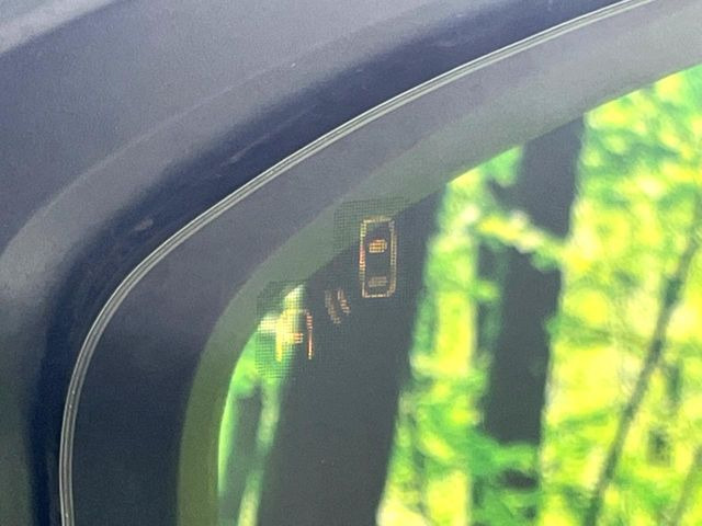 �y�u���C���h�X�|�b�g���j�^�����O�z���s���A�h�A�~���[�̎��p�ɂȂ�₷���ӏ��Ɍ㑱�Ԃ��ڋ߂���ƃT�C�h�~���[�t�߂Ɍx����\���A�h���C�o�[�ɒ��ӊ��N�����Ă���܂��B