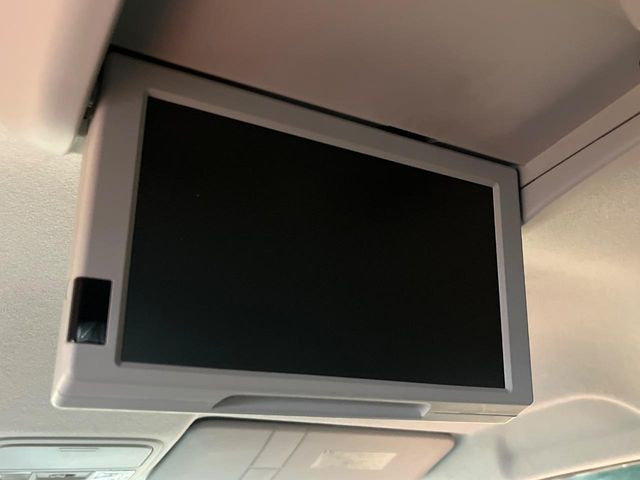 �y�t���b�v�_�E�����j�^�[�z�Ƒ���F�l�Ƃ��o��������@��������ɑ�l�C�̃t���b�v�_�E�����j�^�[!���ʃ��j�^�[�Ŏԓ��̓G���^�����!