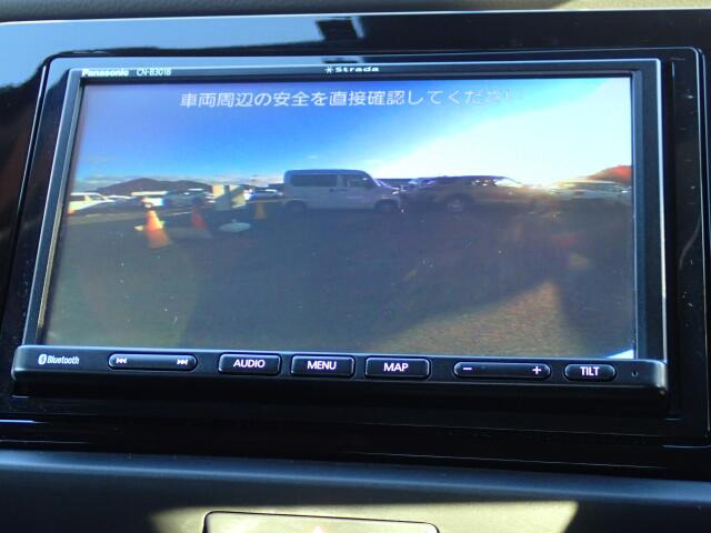 �o�b�N�J�����������Ă���܂��B���Ԏ��ɑ�ϖ��ɗ����܂�������Ԃ����ȕ��ɂ��֗��@�\�ł���