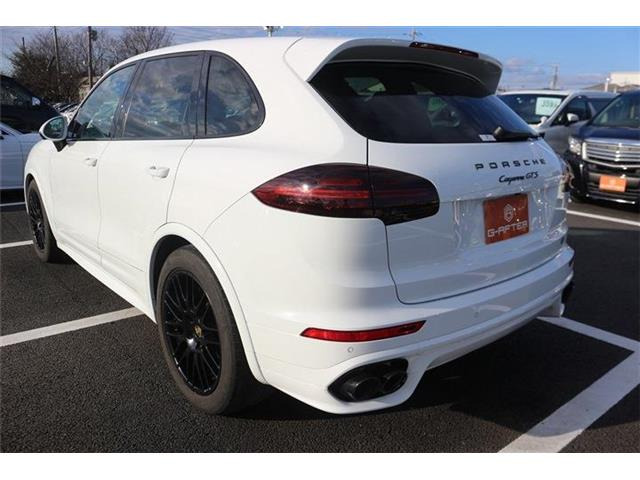 ���Ǝҗl�ւ̔̔��͂��f�肳���Ă��������܂��B �Ԍ������ԗ��̏ꍇ�́A�Ԍ����擾�������x�������z�ŕ\�����Ă���܂��B