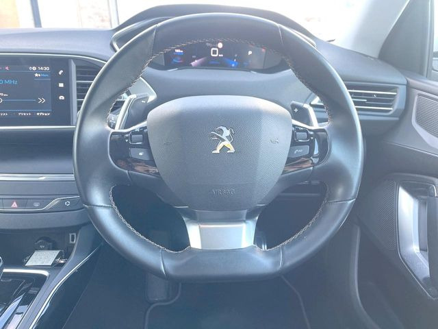 ���n���h�����̃X�������Ȃ��A���ꂢ�ȏ�Ԃ��ێ����Ă���܂��B�e�X�C�b�`���̓�����m�F�ς݂ł��B