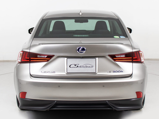 �N���A�����X�\�i�[���t���Ă��܂�!�t�����g&���A�ɃZ���T�[������A��Q���ɋ߂Â��ƌx��������h���C�o�[�ւ��m�点!�������֗��Ȑl�C�����ł�!!