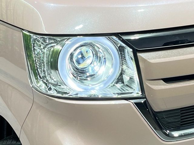 �yLED�w�b�h���C�g�z���V����ԑ��s�����ǍD�Ȏ��E���m�ۂ����S���ĉ^�]�ł��鍂�P�xLED�w�b�h���C�g�𑕔�!�_�����x�������A����d�͂��}�����Ă��܂��B