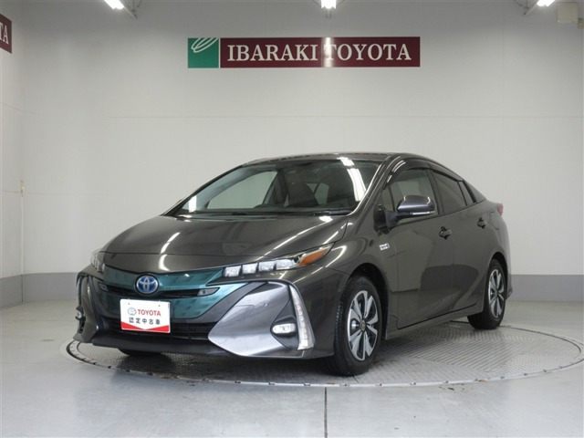 プリウスPHV1.8 S