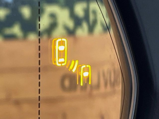 �y�u���C���h�X�|�b�g���j�^�[�z���s���A�h�A�~���[�̎��p�ɂȂ�₷���ӏ��Ɍ㑱�Ԃ��ڋ߂���ƃT�C�h�~���[�̃����Y�Ɍx����\��!�h���C�o�[�ɒ��ӊ��N�����Ă���܂��B