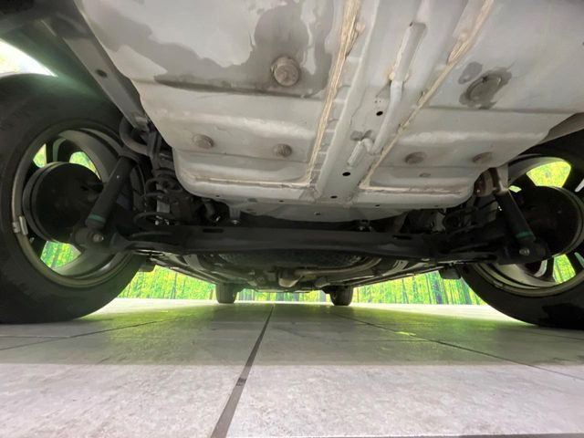 下回りがきれいなうちに、防錆加工の施工がオススメ。降雪地域はもちろん、沿岸部にお住いの方や、趣味でマリン・ウィンタースポーツをされる方にご好評いただいております。