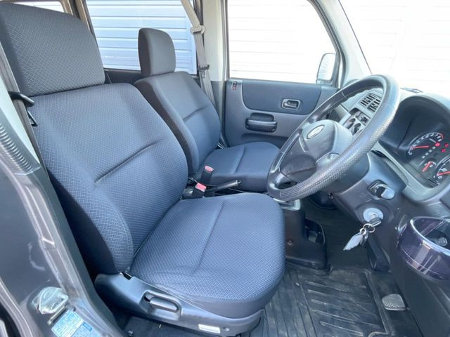 �^�]�ȃV�[�g���͎g�p�������Ȃ��A�ǍD�ȏ�ԂƂȂ��Ă��܂��B���J�Ɏg���Ă������Ƃ��悭�킩��܂��ˁB