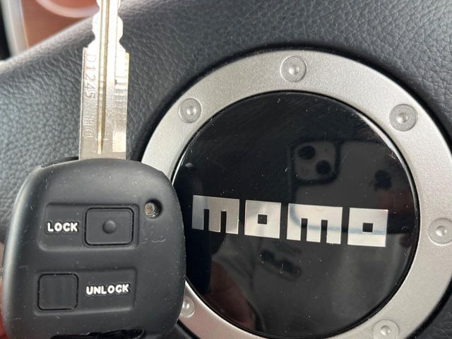 �y�L�[���X�z�������ꂽ�ꏊ����ł��{�^����Ńh�A�̊J���E�{�����ł���̂łƂ��Ă��֗�!�h�A�̌�������ɏ������邱�Ƃ�����܂����