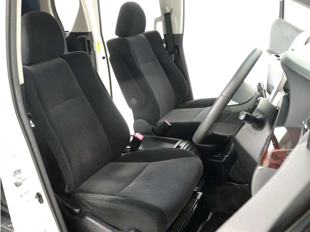 追加のお写真や動画など、メールやLINEでお送りできます!気になる点があればどんなことでも専門スタッフまでお申し付けください♪迅速にご対応させて頂きます!