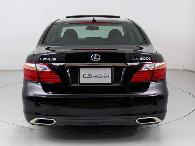 ���N���A�����X�\�i�[(�O��R�[�i�[�Z���T�[)���t���Ă��܂�!�t�����g&���A�ɃZ���T�[������A��Q���ɋ߂Â��ƌx��������A�X�ɂ̓}���`��ʏ�ɂ��\������܂�!�������֗��Ȑl�C�����ł�!!