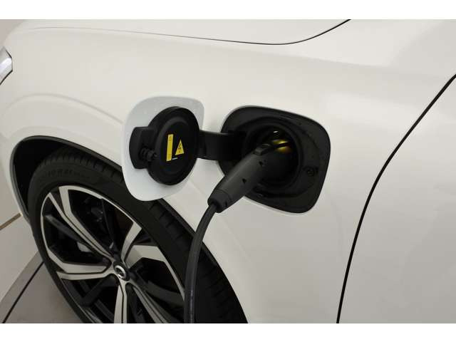 XC60リチャージ アルティメット T6 AWD PHEV 4WD