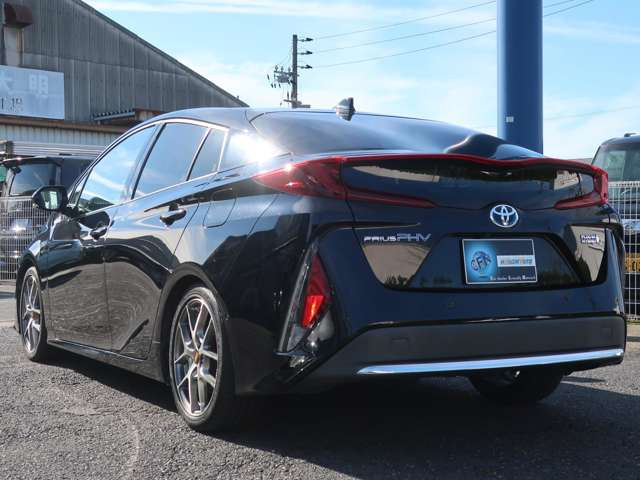 プリウスPHV1.8 A