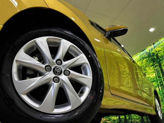 �y����15�C���`�A���~�z�C�[���z�O�ςɃ}�b�`���������A���~�z�C�[���𑕒����Ă���܂��B�e��ЊO�A���~�z�C�[����A�X�^�b�h���X�^�C�����戵�����Ă���܂��B���񂲑��k����������