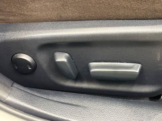 �y�p���[�V�[�g�z�X�C�b�`��ŊȒP�ɃV�[�g�̔��������\!�d��������͂�����܂���!���K�ȃV�[�g�|�W�V�����ɃZ�b�g���āA���K�ȃh���C�u�����y���݂��������B