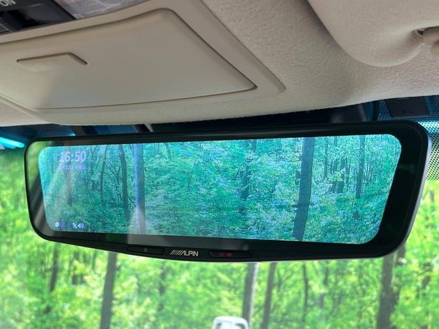 �y�f�W�^���C���i�[�~���[�z��Ȃ̑傫�ȉו��⓯��҂Ō�����m�F���Â炢���ł����S!�J�������B�e�����ԗ�����̉f�������[���~���[���ɕ\���B�N���A�Ȏ��E�ŏ󋵂̊m�F���\�ł�!