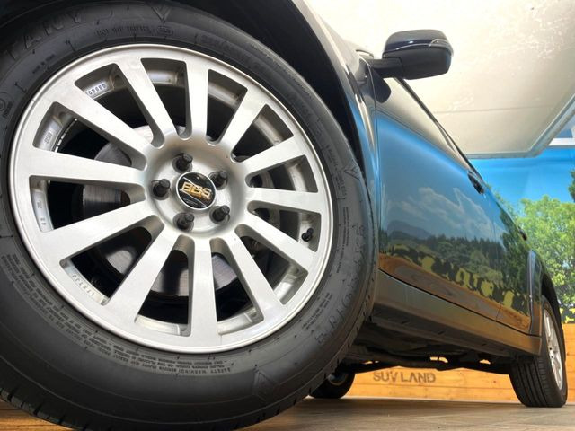 �y17�C���`�A���~�z�C�[���z�O�ςɃ}�b�`�����A���~�z�C�[���𑕒����Ă���܂��B�e��A���~�z�C�[����A�X�^�b�h���X�^�C�����戵�����Ă���܂��B���񂲑��k����������