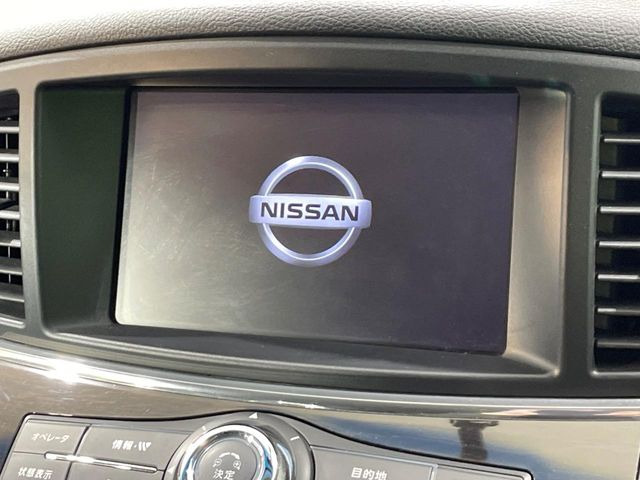 �y���[�J�[�����i�r�z�C���e���A�ɗn�����ރX�^�C���b�V���ȁu��p�݌v�v���[�J�[�i�r�𑕔��􎋔F���⑀�쐫�ȂǊ�{���\�ɂ��D��A���㎿�ȃJ�[���C�t�����y���݂��������܂��B